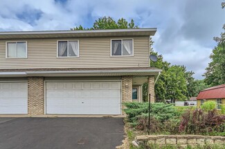 314 Railroad Dr NW, Elk River, MN 55330