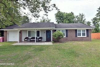 4626 Lord Elkins Rd, Wilmington, NC 28405