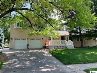 6301 Knox St, Lincoln, NE 68507