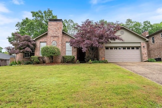 14700 Woodcreek Dr, Little Rock, AR 72211