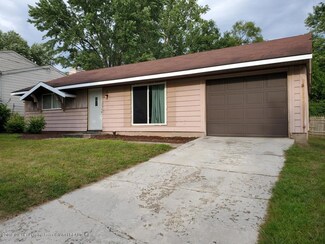 3214 Walker St, Lansing, MI 48906