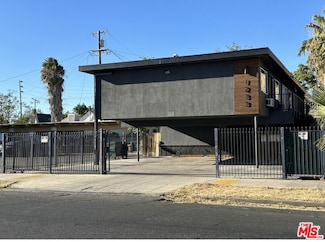 1233 E Weber Ave, Stockton, CA 95205