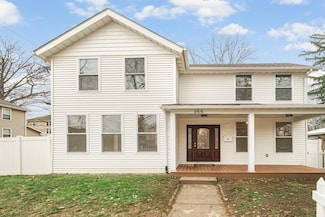 355 College Ave, Valparaiso, IN 46383