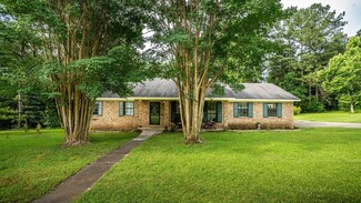 17 Katherine Cir, Hattiesburg, MS 39402