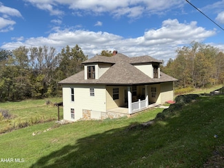 703 & 647 Dunnings Creek Rd, New Paris, PA 15554