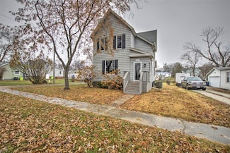 116 S Maple St, Maroa, IL 61756