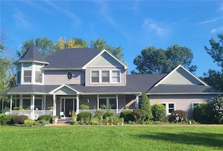 38 Deertrack Ln, Brockport, NY 14420