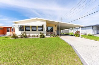 5301 Vera St, Zephyrhills, FL 33542