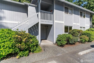 9106 1st Place NE Unit 1, Lake Stevens, WA 98258