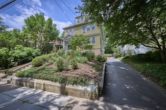 25 Mendum St Unit 2, Roslindale, MA 02131