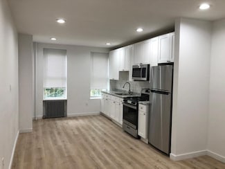 1915 Linden St Unit 1, Flushing, NY 11385