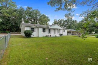 22629 Circle Dr, Robertsdale, AL 36567