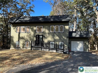 501 Skyline Dr, Allentown, PA 18103