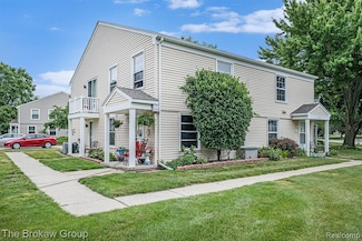 1445 Steeple Chase Ct, Davison, MI 48423
