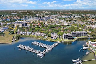 1618 Twelve Oaks Way Unit 104, North Palm Beach, FL 33408
