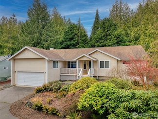 53 Helm Ln, Port Ludlow, WA 98365