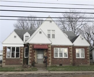 605 Highland Ave, Williamstown, WV 26187