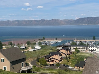 941 N Newberg Place Unit 2, Garden City, UT 84028