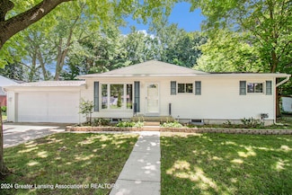 5824 Bayonne Ave, Haslett, MI 48840