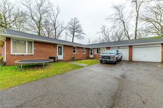 3710 Kaiser Ave NE, Canton, OH 44705
