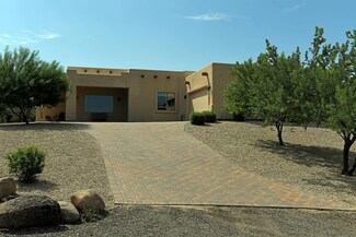 19335 E Azlynn Way, Black Canyon City, AZ 85324