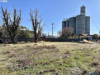 204 W Darland St, Goldendale, WA 98620