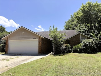2003 Deer Run Cir, Muskogee, OK 74403