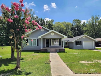 1007 Andrew Jackson St, Brewton, AL 36426