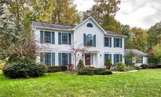 187 Diamond Way, Cortland, OH 44410