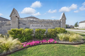 2172 Knightsgate Rd, Argyle, TX 76226