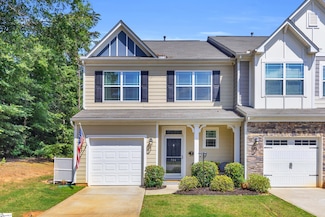 704 Daisy Hill Ln, Simpsonville, SC 29681