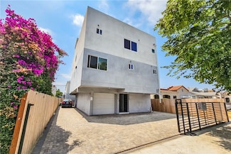 2223 S Highland Ave, Los Angeles, CA 90016