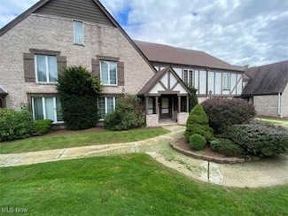 4313 Earl Dr, Steubenville, OH 43953