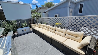 3036 SW 51st St, Fort Lauderdale, FL 33312