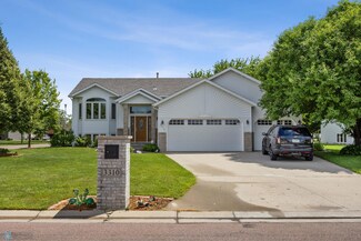 3310 28th Ave S, Fargo, ND 58103