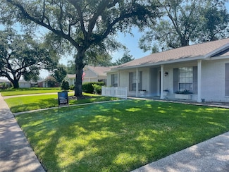 9315 Fairdale Ln, Houston, TX 77063