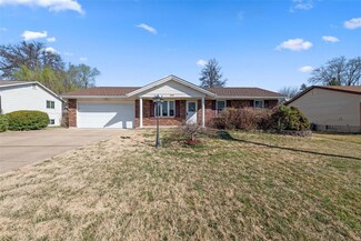 3850 Towers Rd, Saint Charles, MO 63304