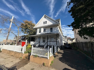 25 Deforest Ave, Bridgeport, CT 06607