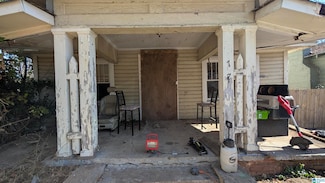 8721 2nd Ct N, Birmingham, AL 35206