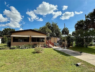 27 Robin Rd, Wildwood, FL 34785