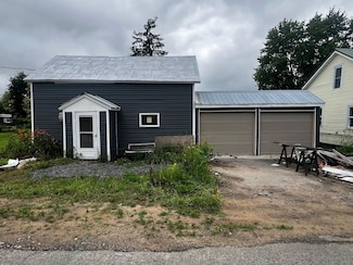 9 Caroline St, Madrid, NY 13660