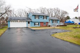 1930 Lake Rd, Hamlin, NY 14464