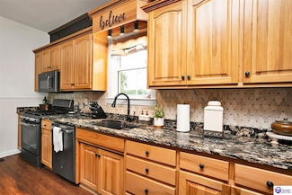 530 Balltown Rd, New Haven, KY 40051