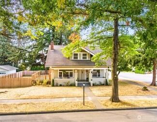 1319 Front St, Lynden, WA 98264