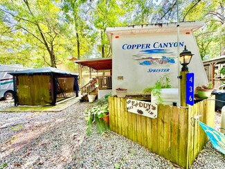 613 5th Ave S, Myrtle Beach, SC 29577