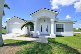 343 NE 10th St, Cape Coral, FL 33909