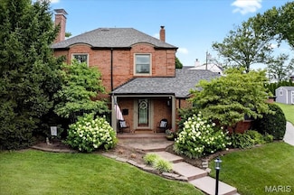 42 Hanley Downs, Saint Louis, MO 63117