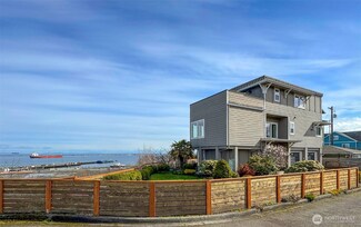503 W 3rd St, Port Angeles, WA 98362
