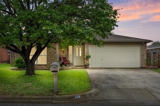 208 Arabian Ln, Keller, TX 76248