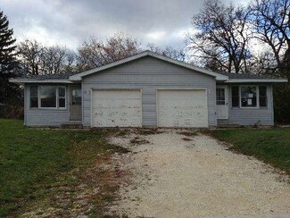 2522 Hebron Ave, Zion, IL 60099